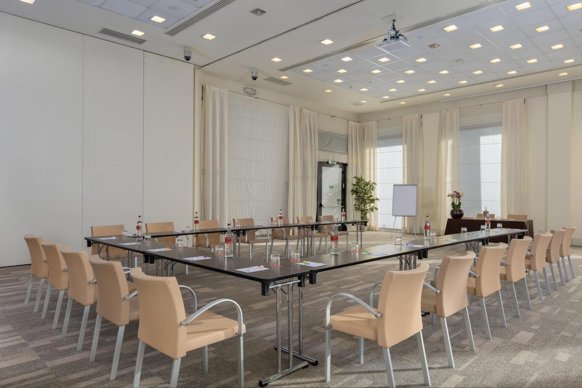 Hilton Garden Inn Florence Novoli Eksteriør bilde